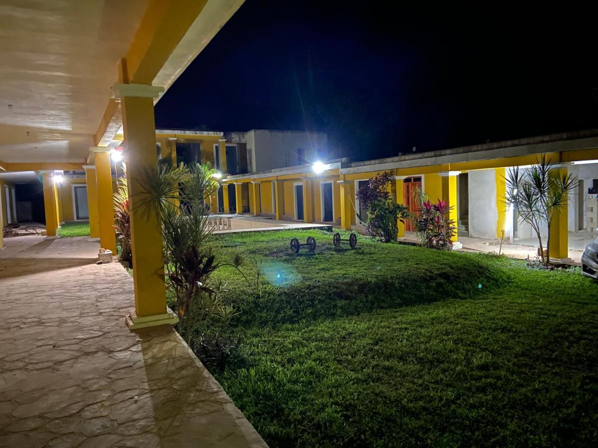 Casa Coronado Izamal Esterno foto